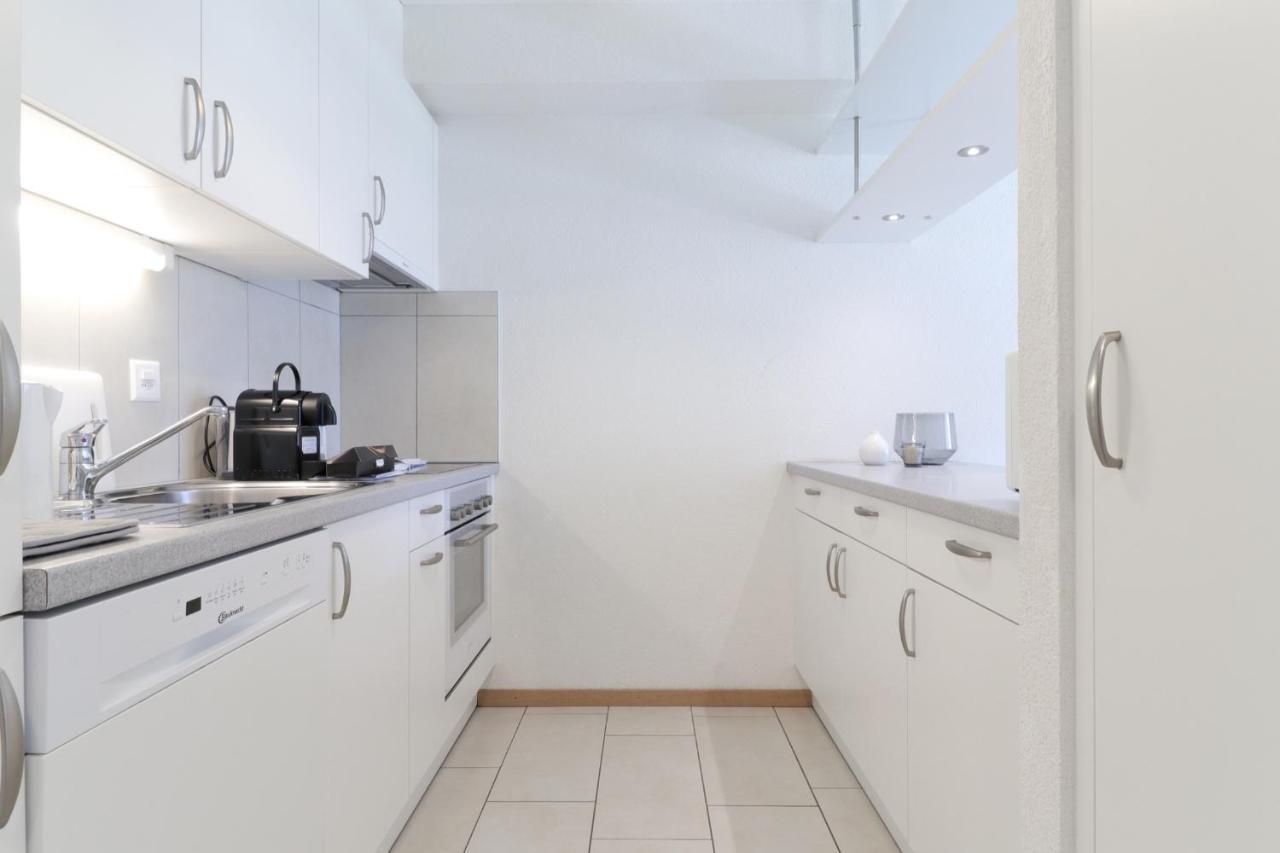 Modern Apartment Close To Martigny Train Station Bagian luar foto